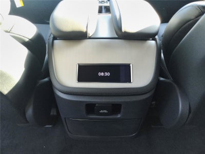 2027 Lincoln Navigator L