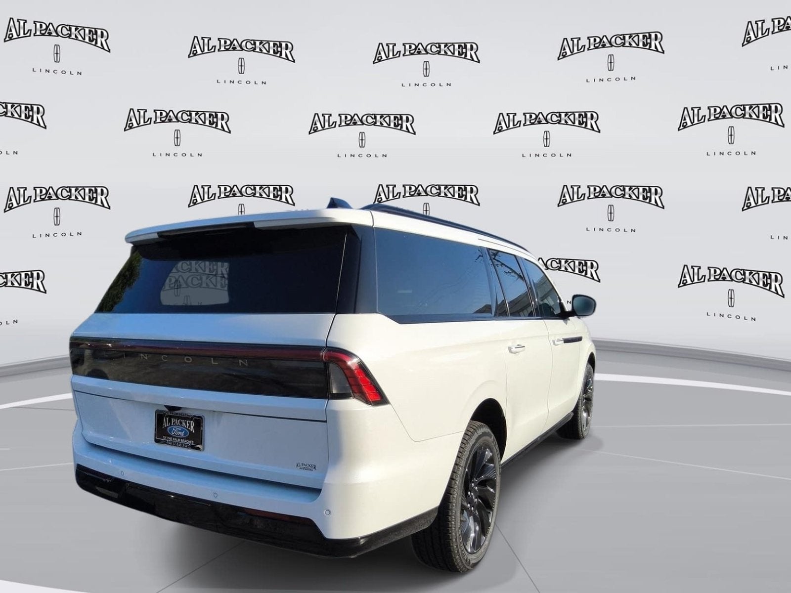 2027 Lincoln Navigator L