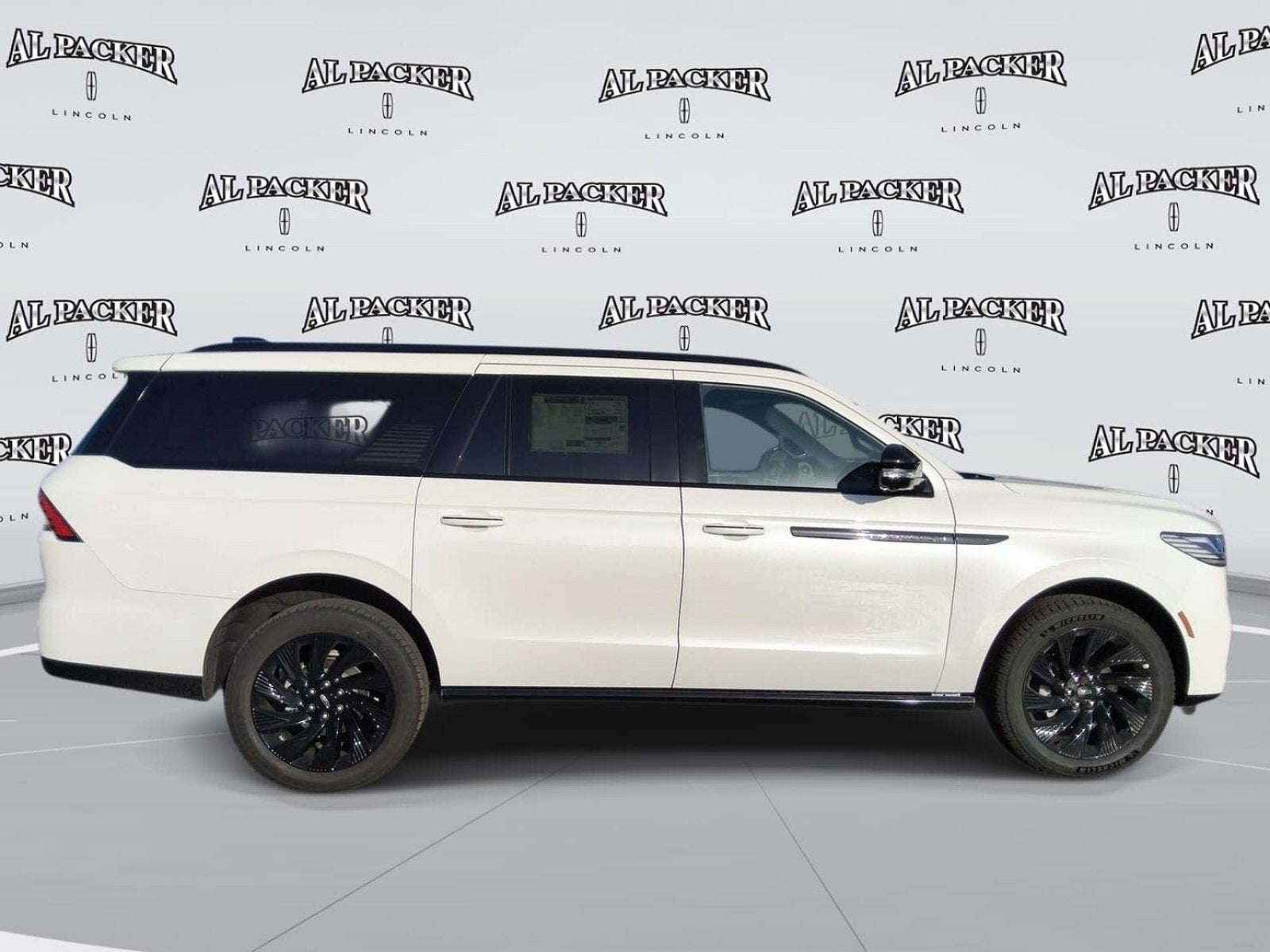 2027 Lincoln Navigator L