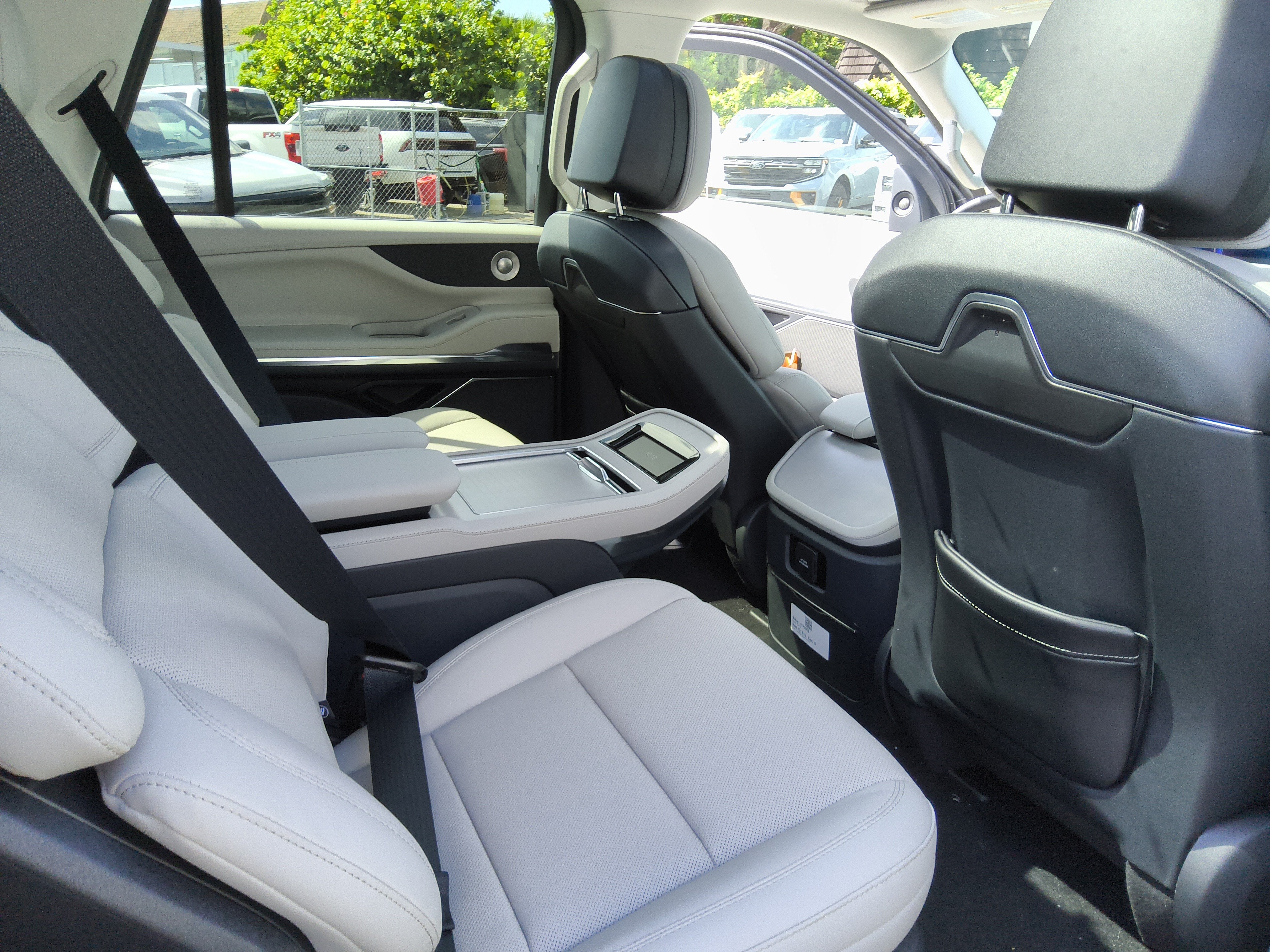 2026 Lincoln Navigator L