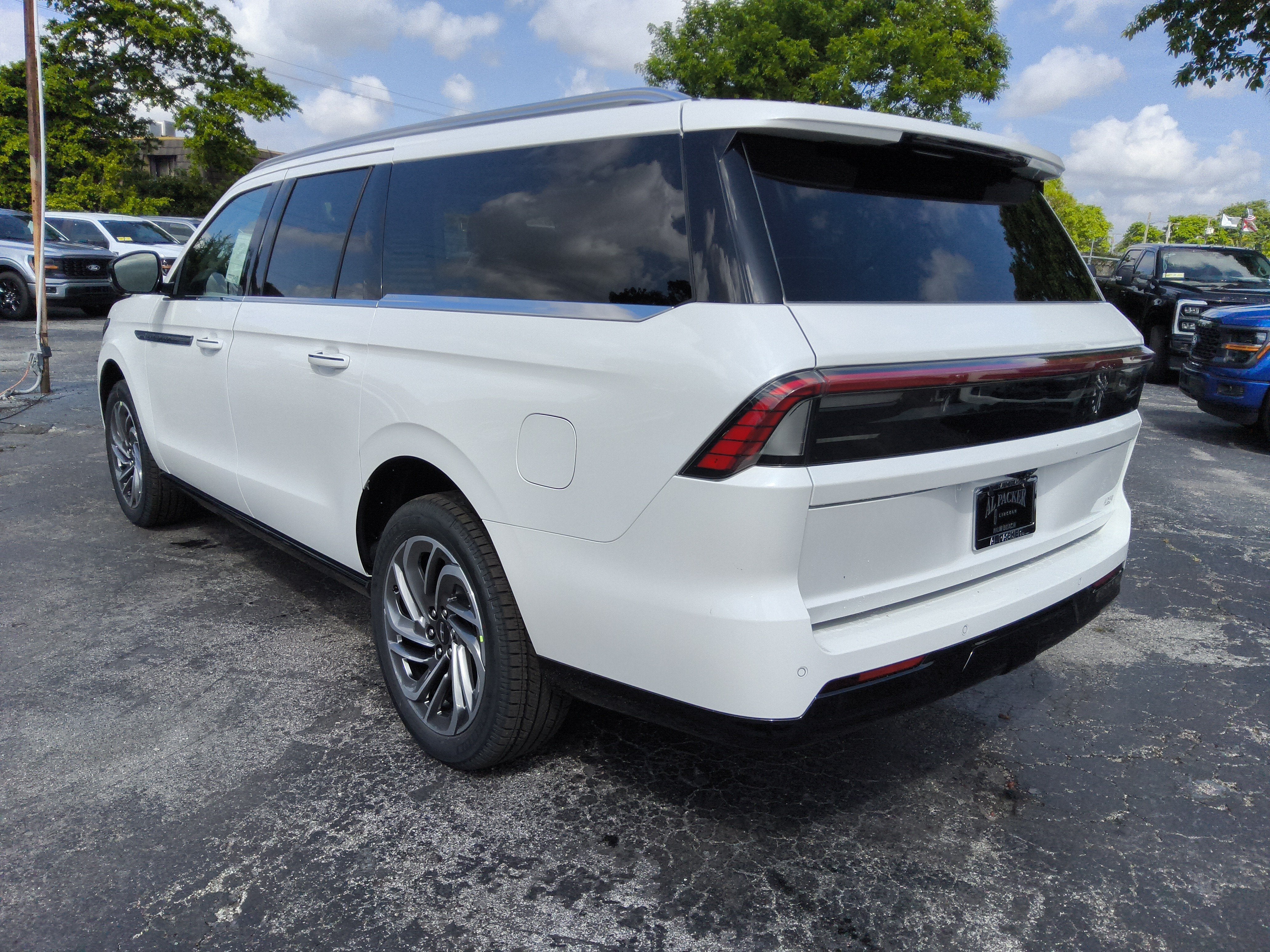 2026 Lincoln Navigator L