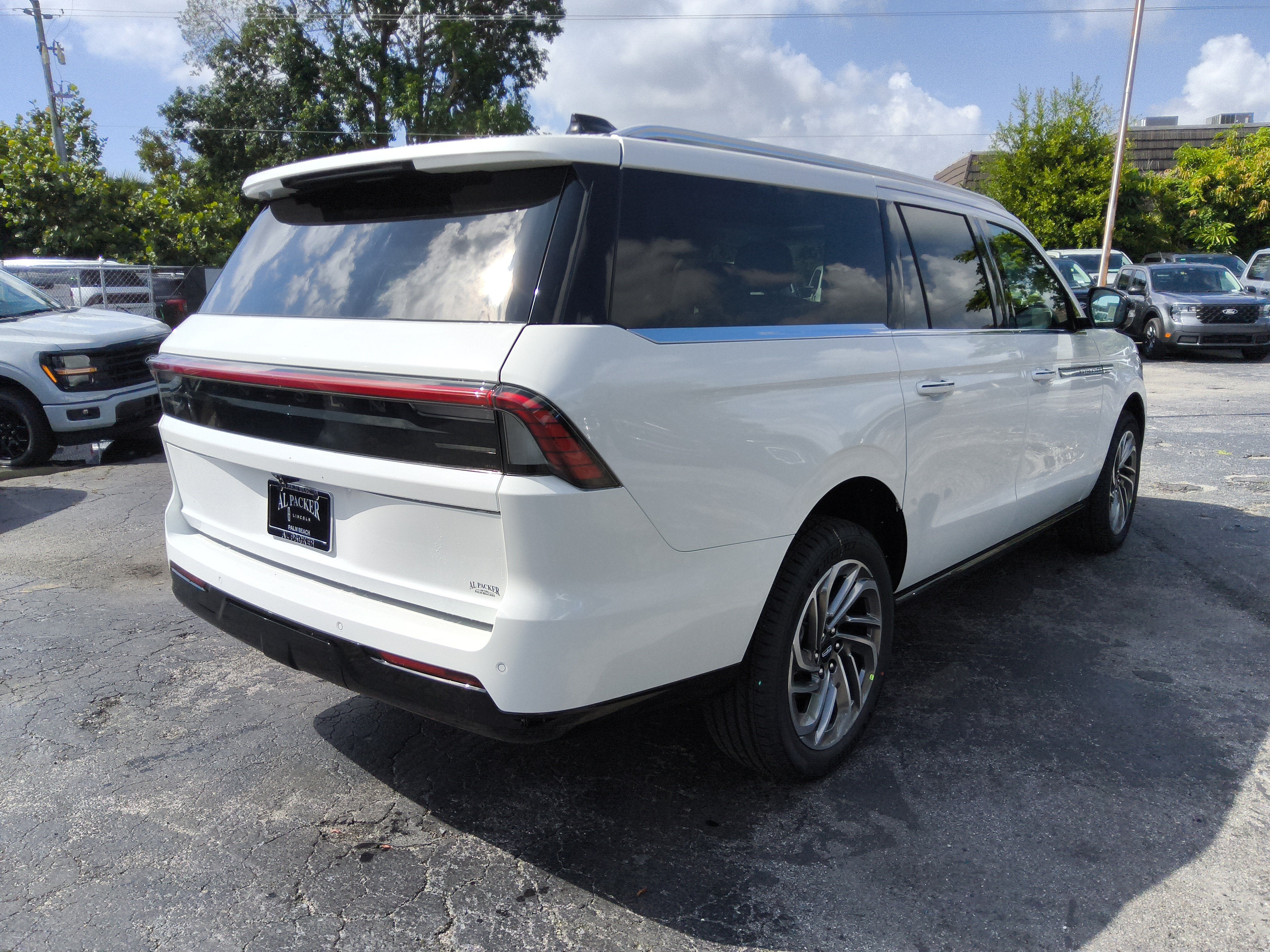 2026 Lincoln Navigator L