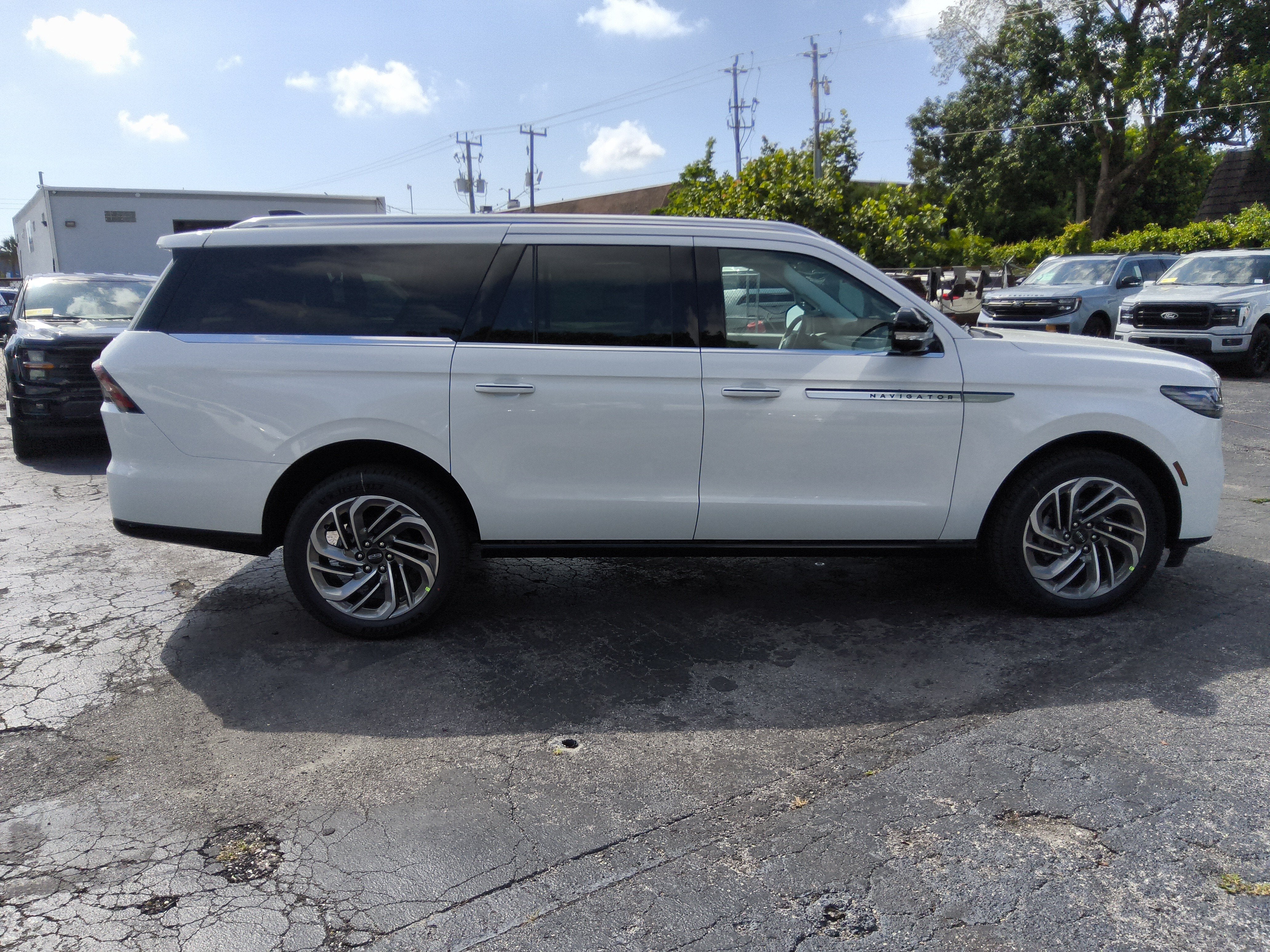2026 Lincoln Navigator L