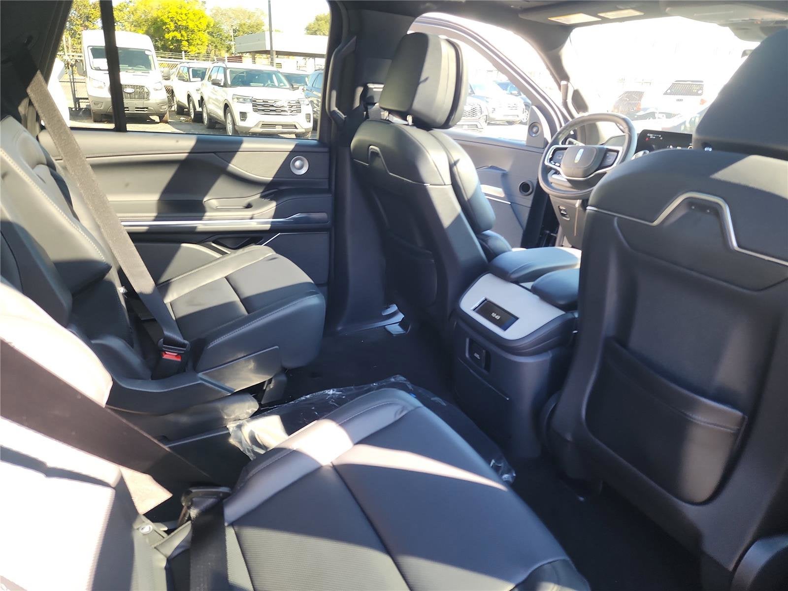 2026 Lincoln Navigator L