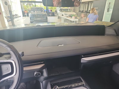 2026 Lincoln Navigator L