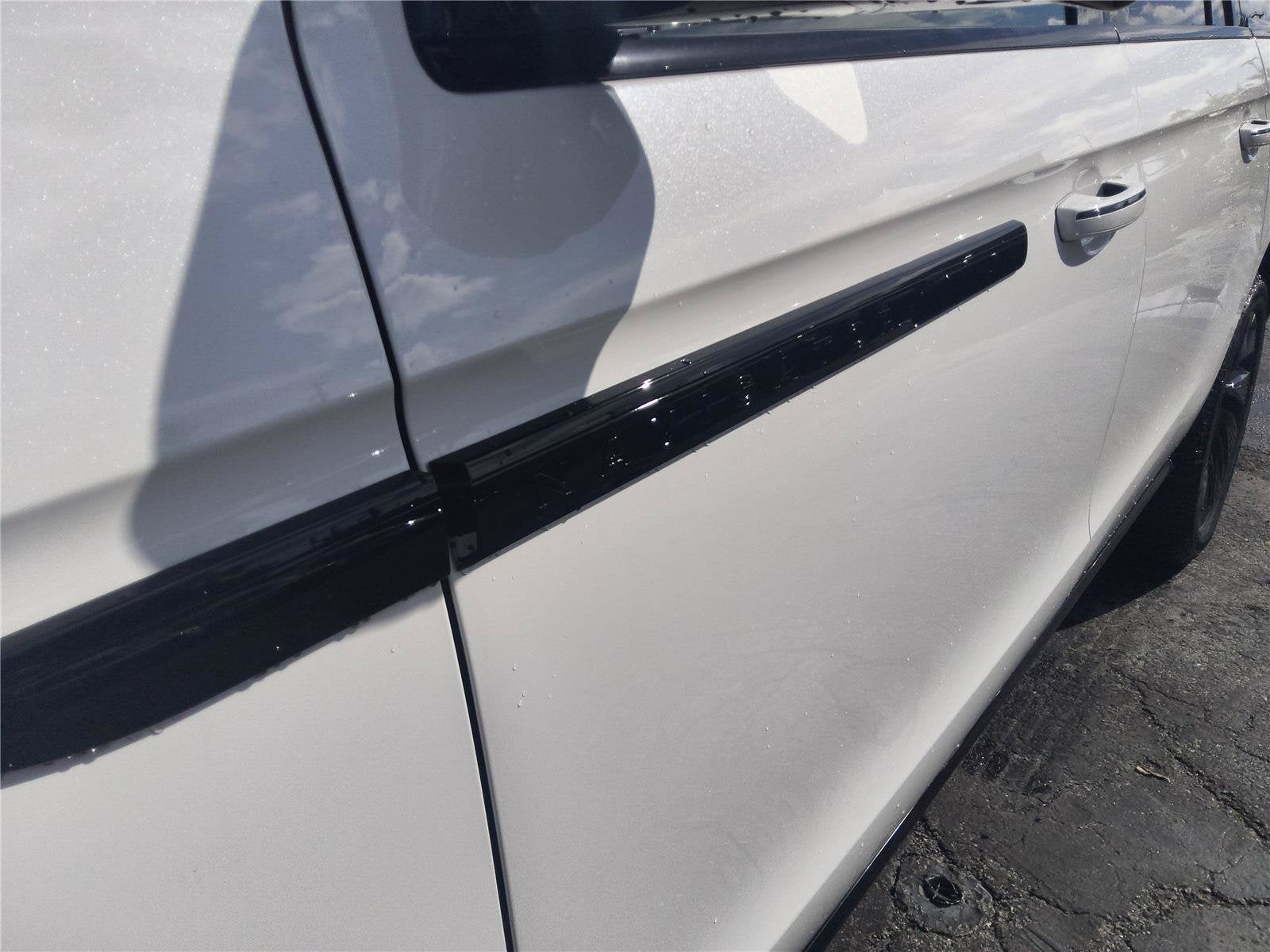 2027 Lincoln Navigator L