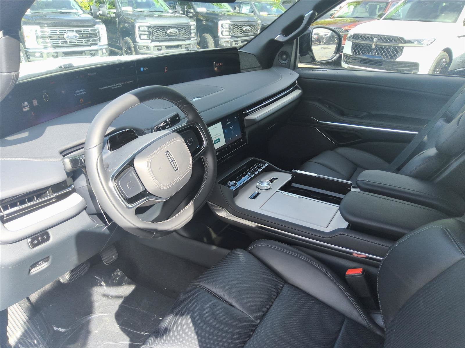 2027 Lincoln Navigator L