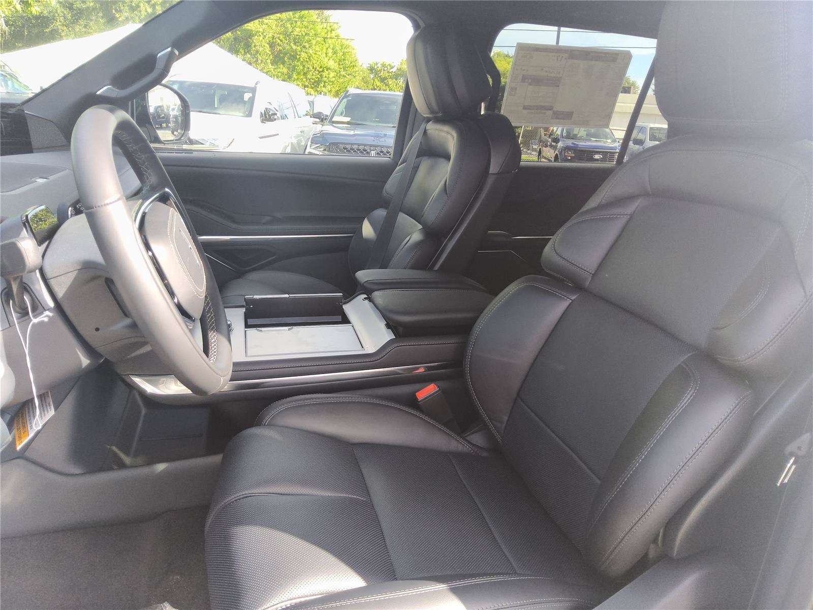 2027 Lincoln Navigator L