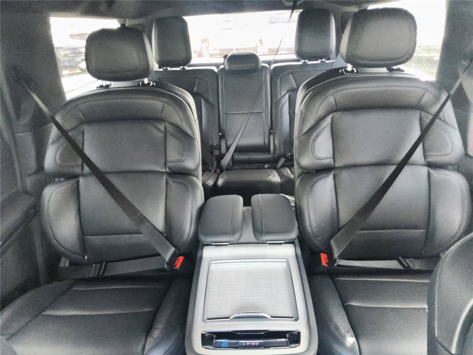 2027 Lincoln Navigator L