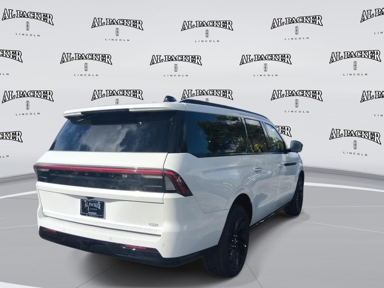 2027 Lincoln Navigator L