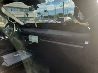 2027 Lincoln Navigator L