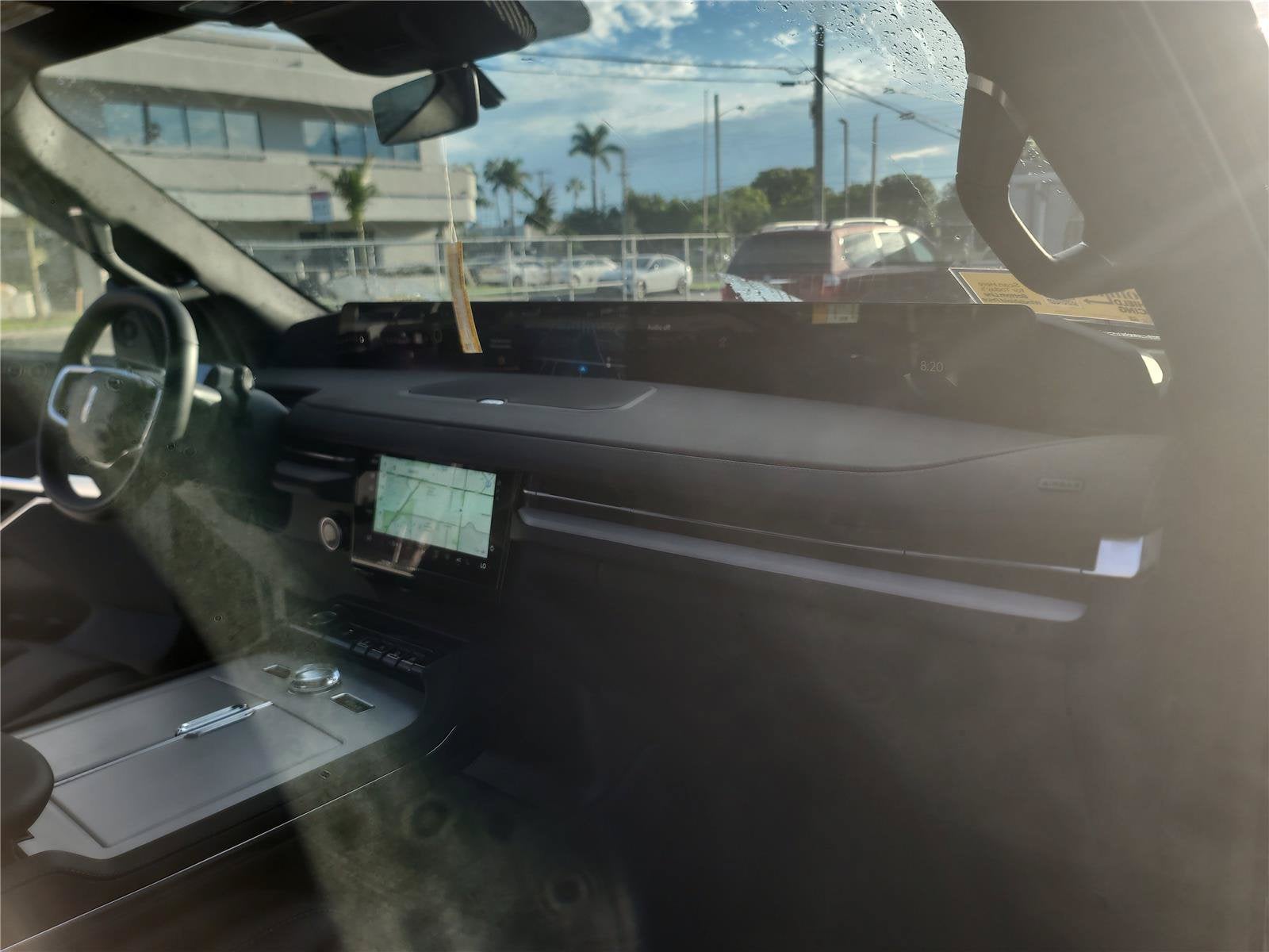 2027 Lincoln Navigator L