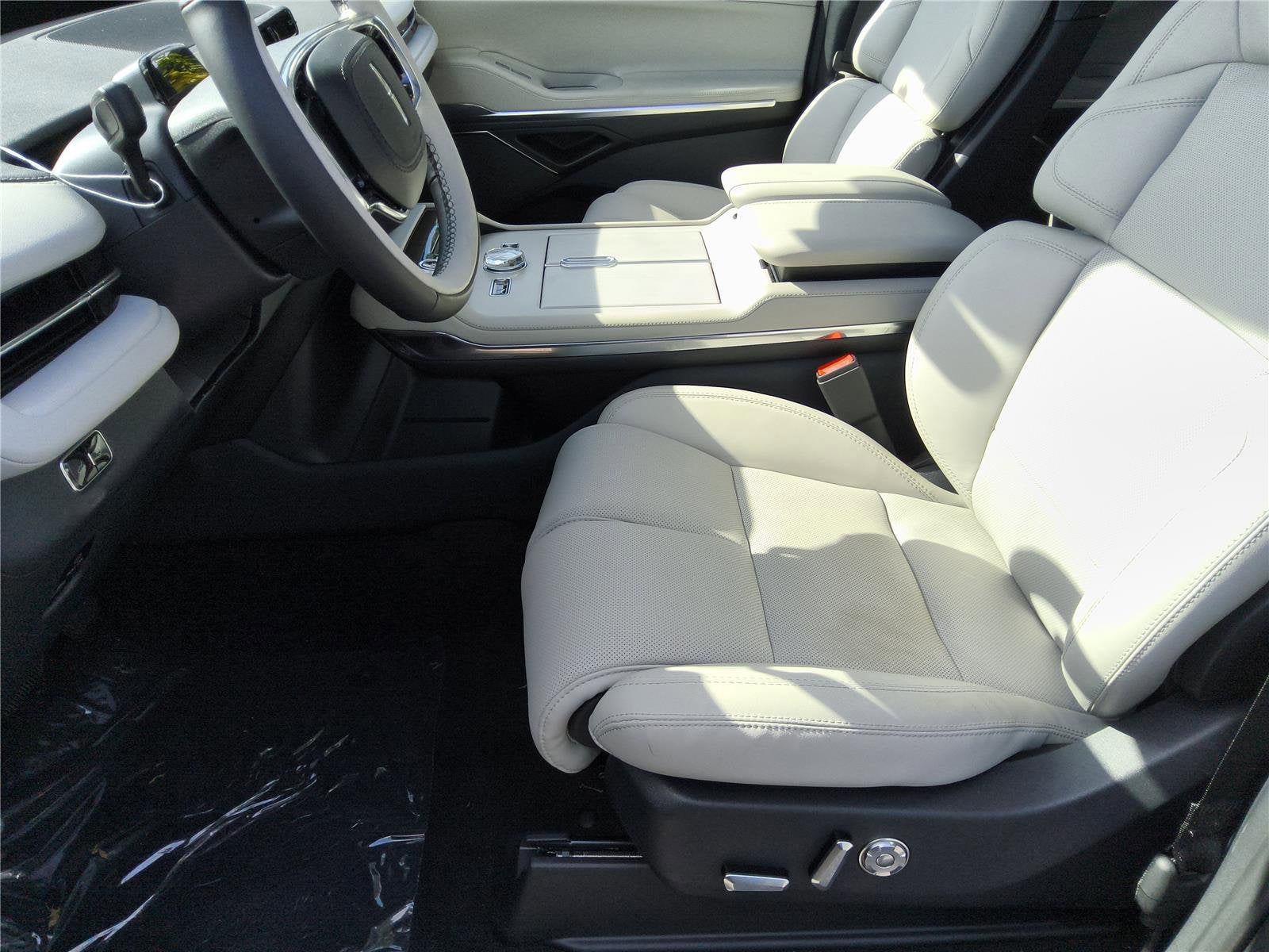 2026 Lincoln Navigator L