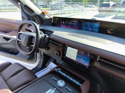 2026 Lincoln Navigator L