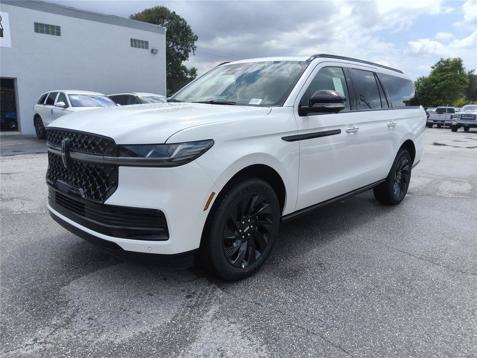 2026 Lincoln Navigator L