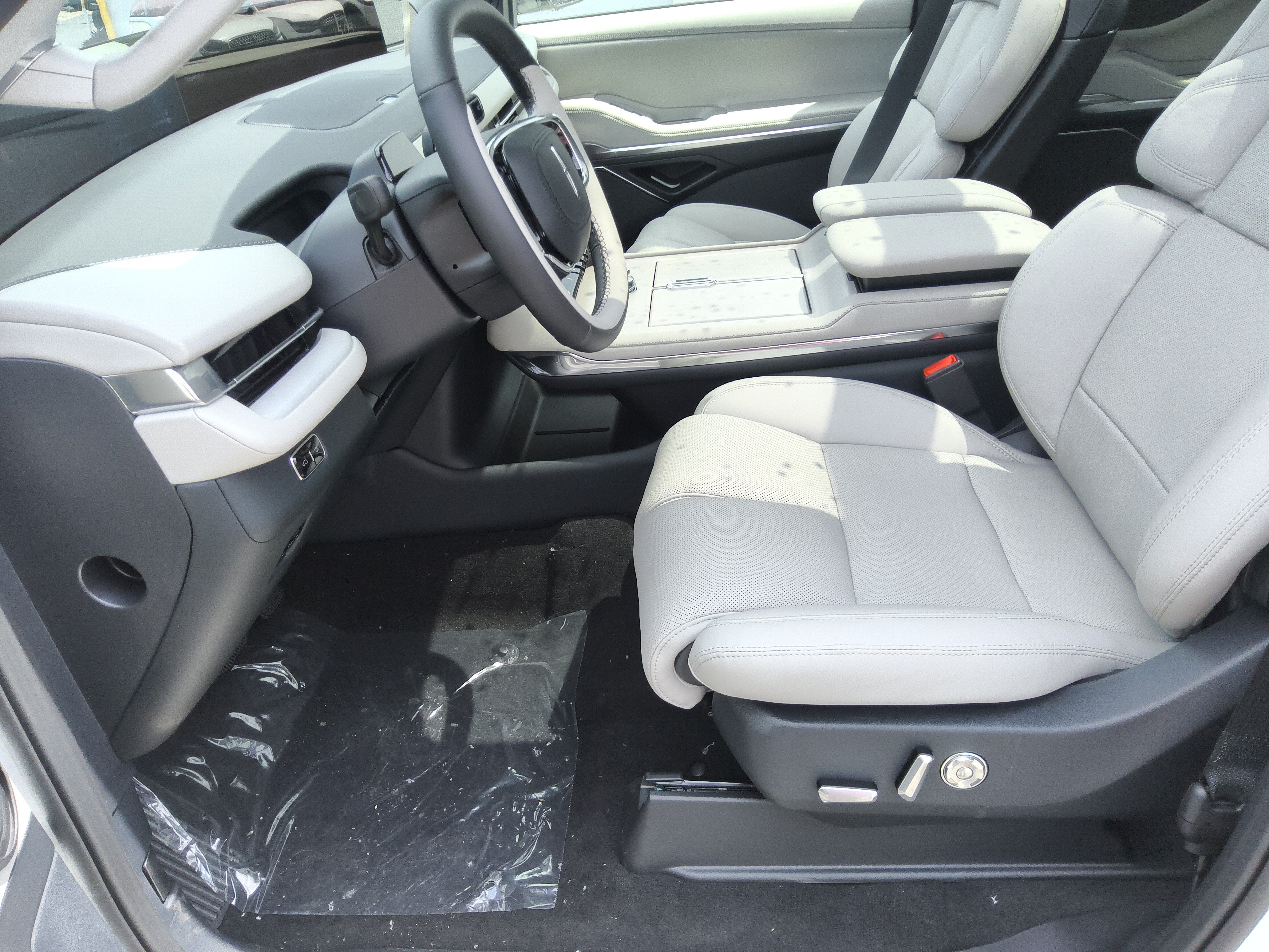2026 Lincoln Navigator L