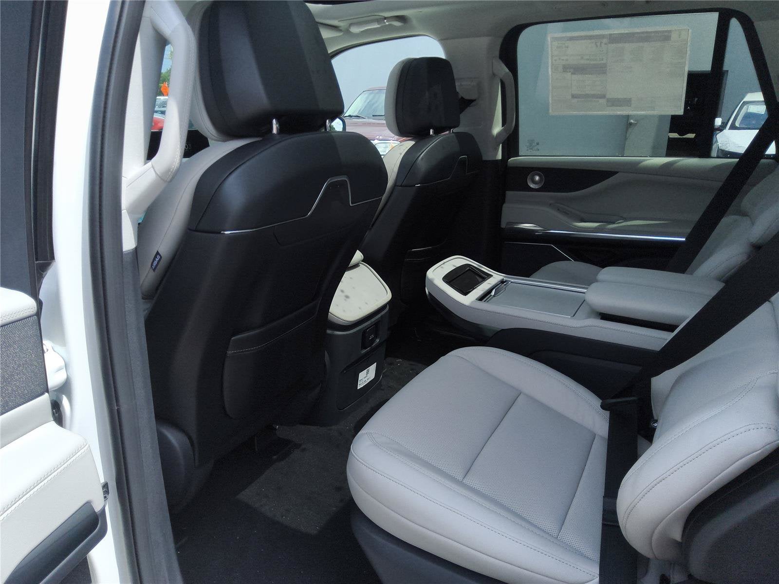 2026 Lincoln Navigator L