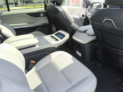 2026 Lincoln Navigator L