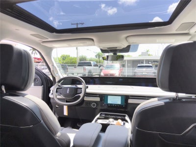 2026 Lincoln Navigator L