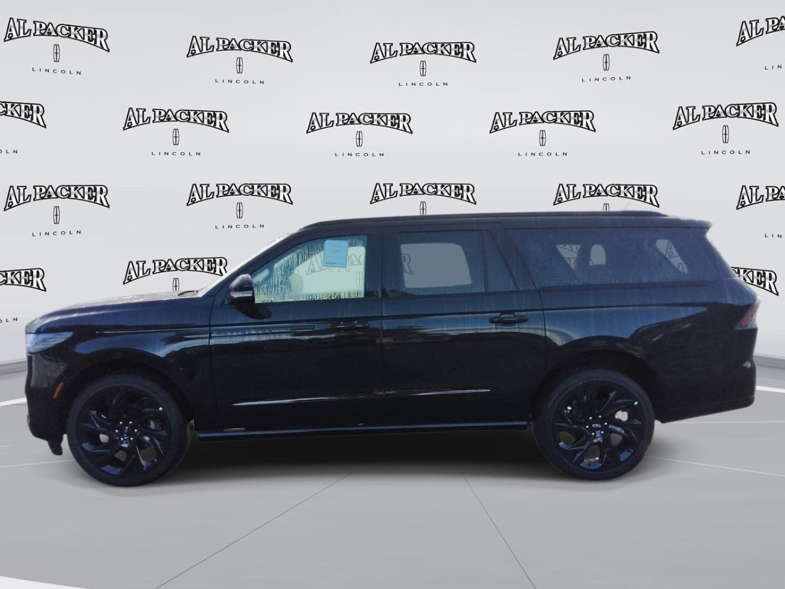 2027 Lincoln Navigator L