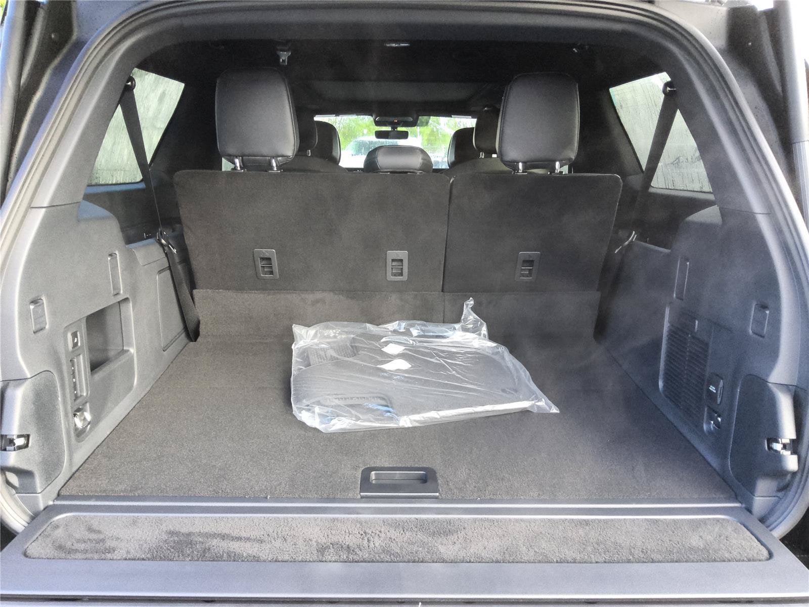 2027 Lincoln Navigator L