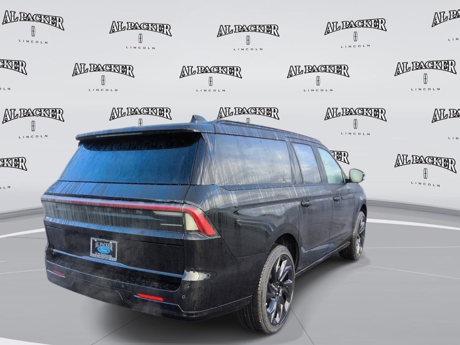 2027 Lincoln Navigator L