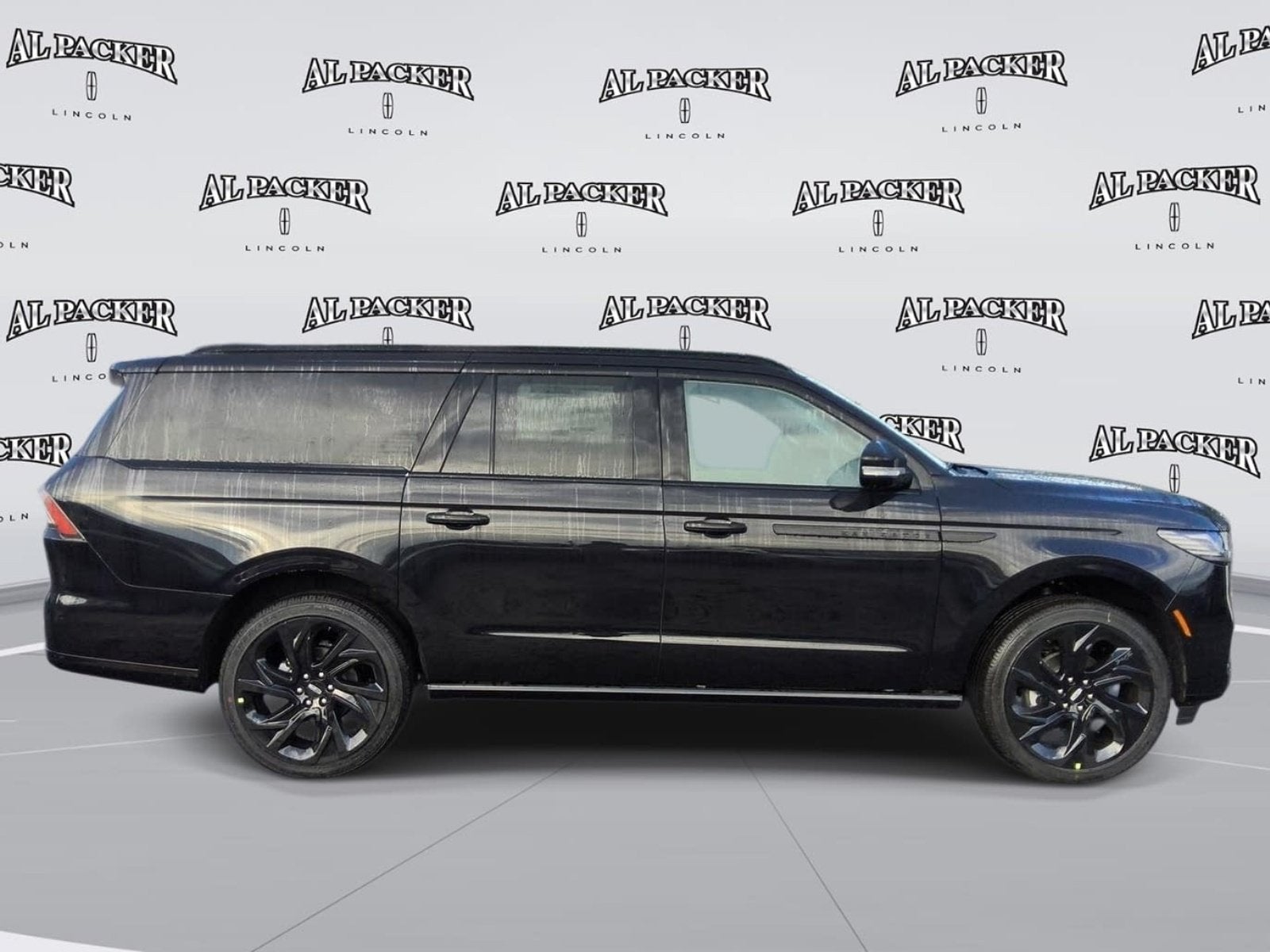 2027 Lincoln Navigator L