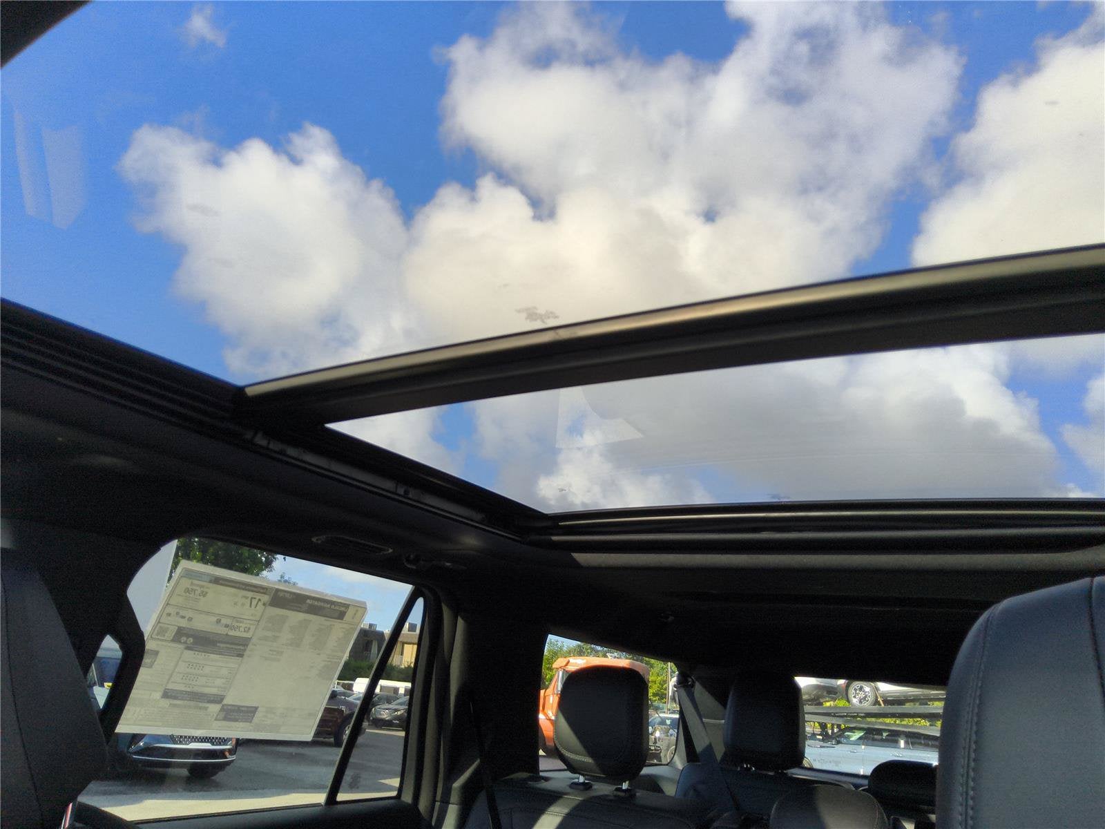 2027 Lincoln Navigator L