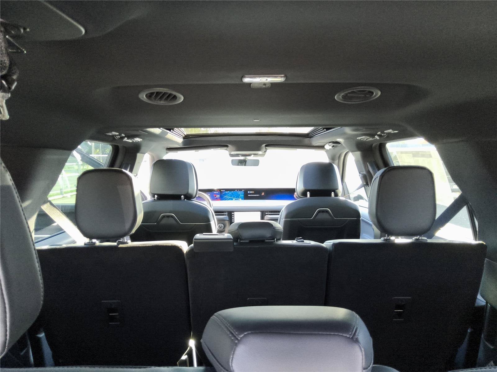 2027 Lincoln Navigator L