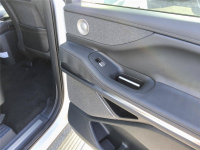 2027 Lincoln Navigator L