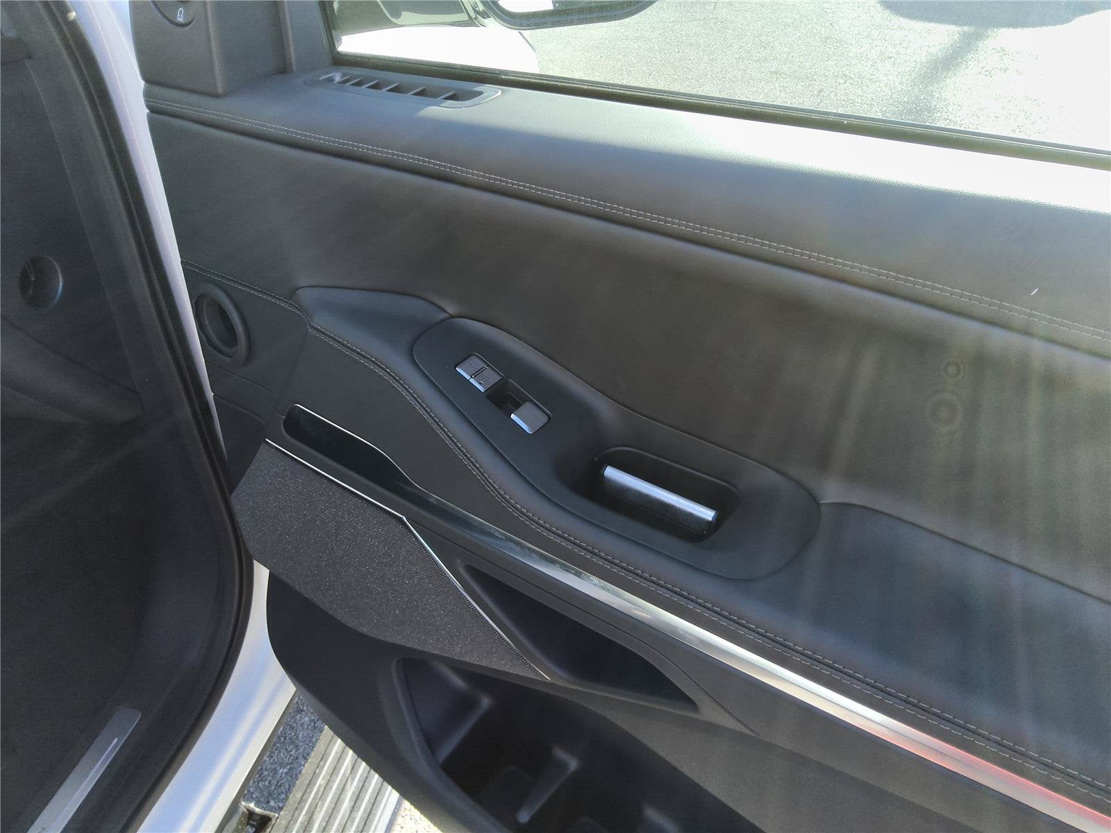2027 Lincoln Navigator L