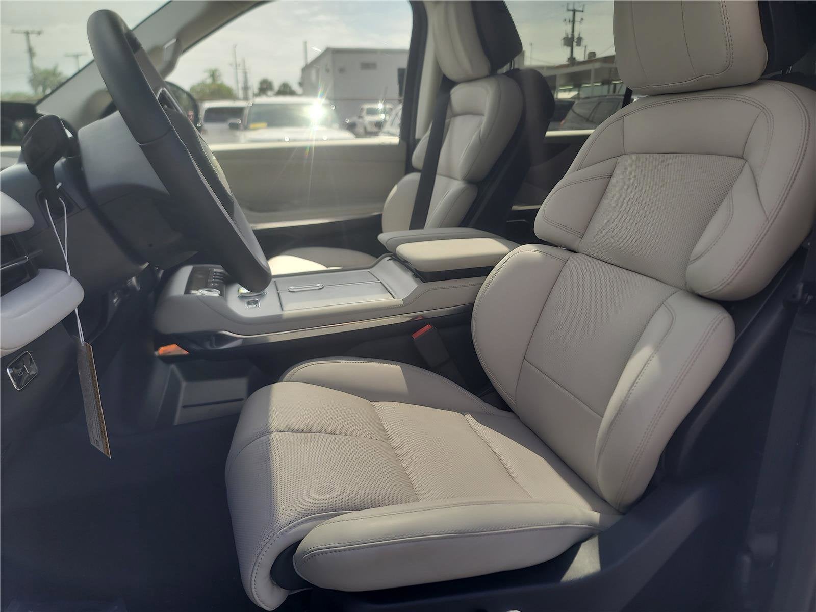 2026 Lincoln Navigator L