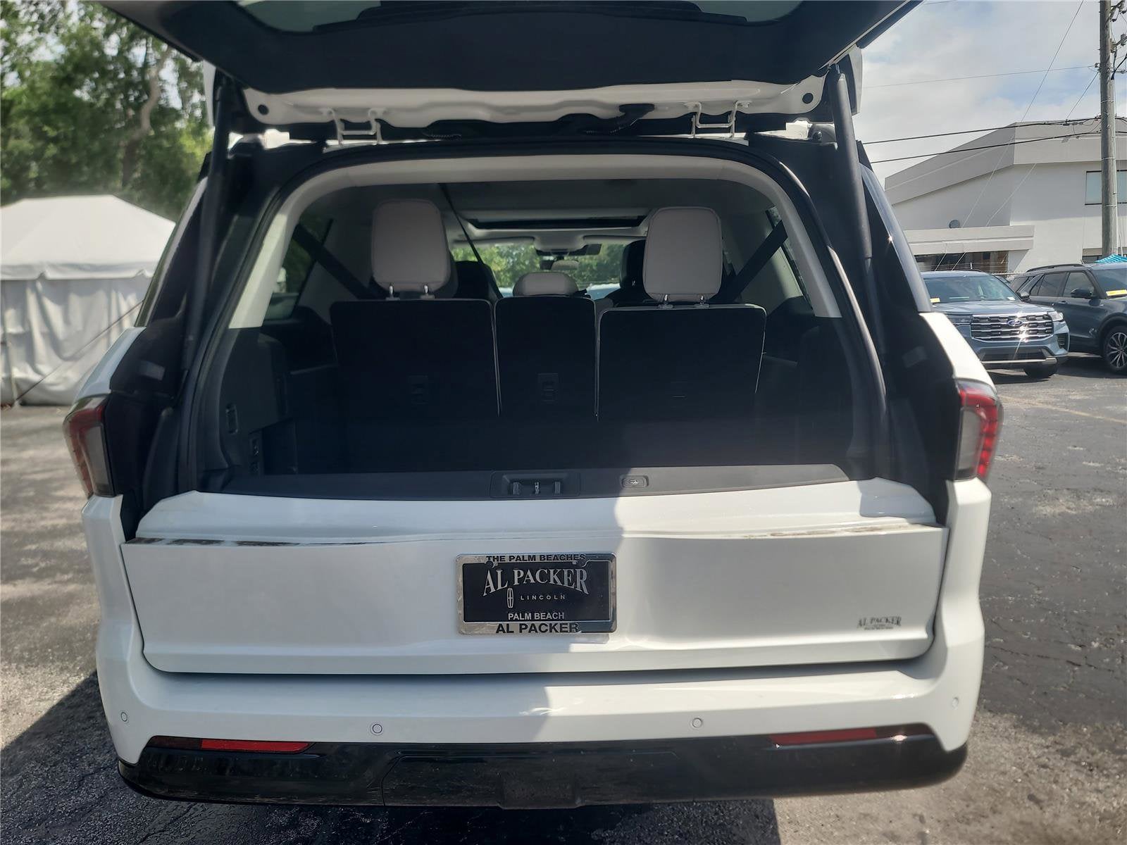 2026 Lincoln Navigator L