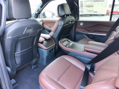 2026 Lincoln Navigator L