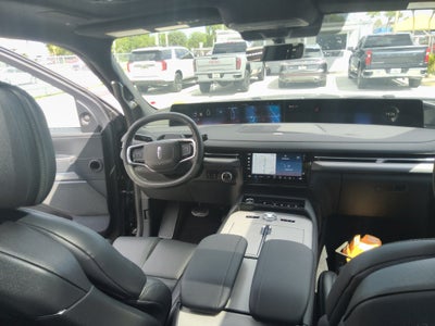 2027 Lincoln Navigator L