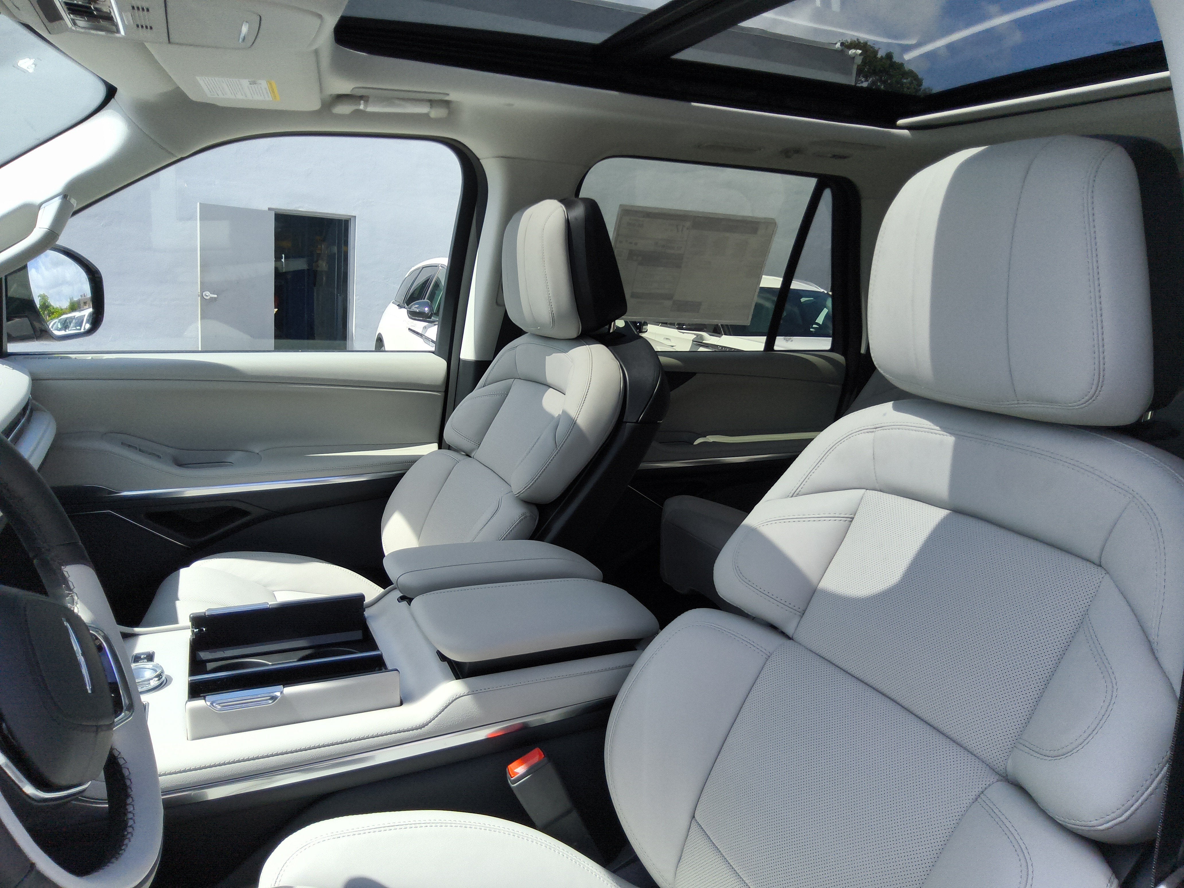 2026 Lincoln Navigator L
