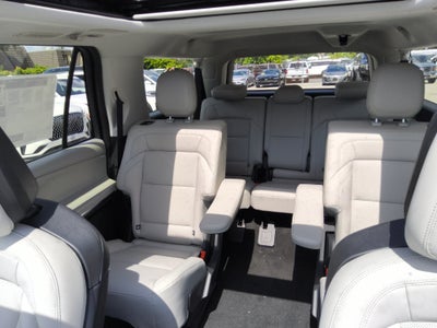 2026 Lincoln Navigator L