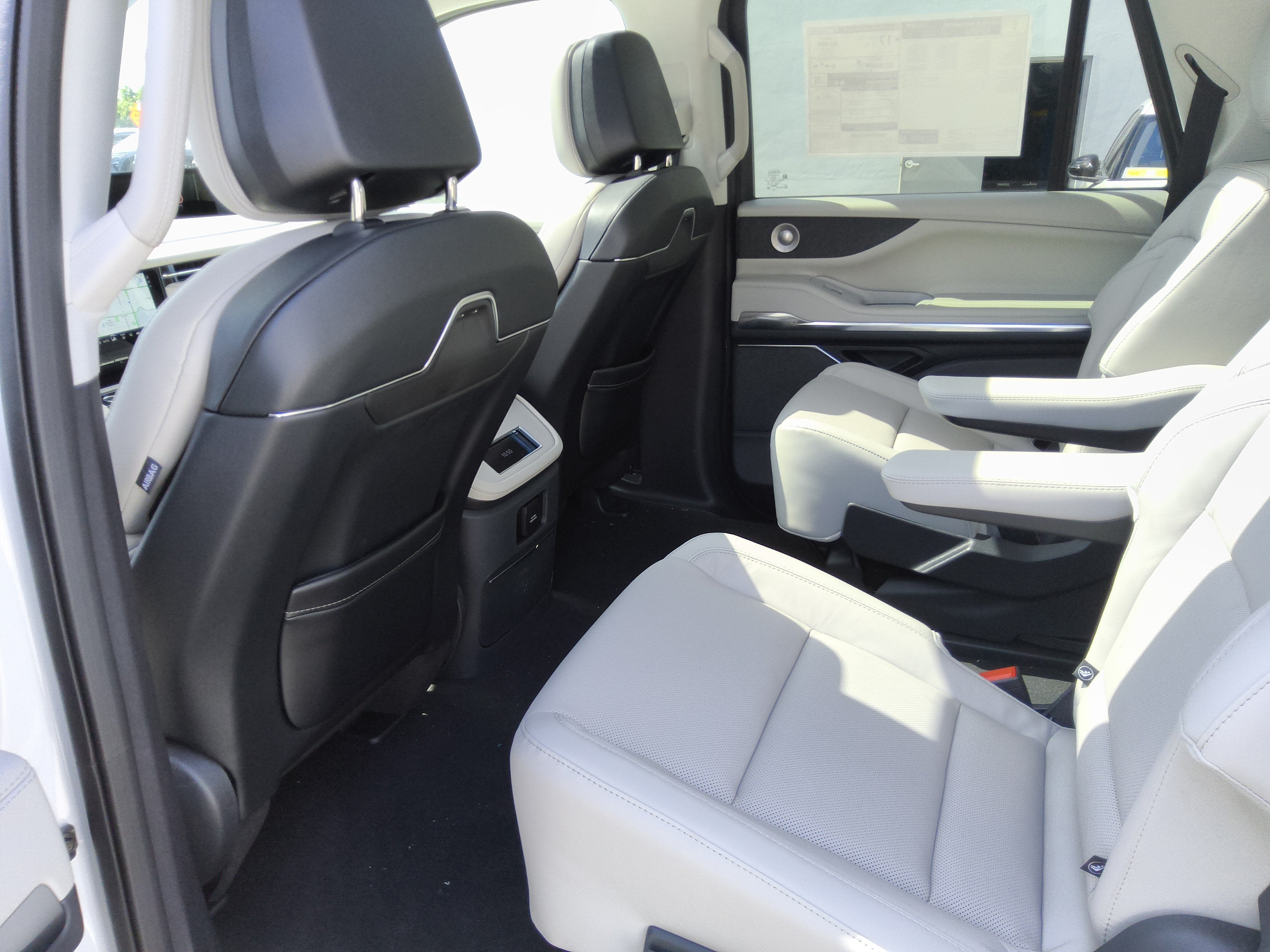 2026 Lincoln Navigator L
