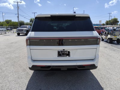 2026 Lincoln Navigator L