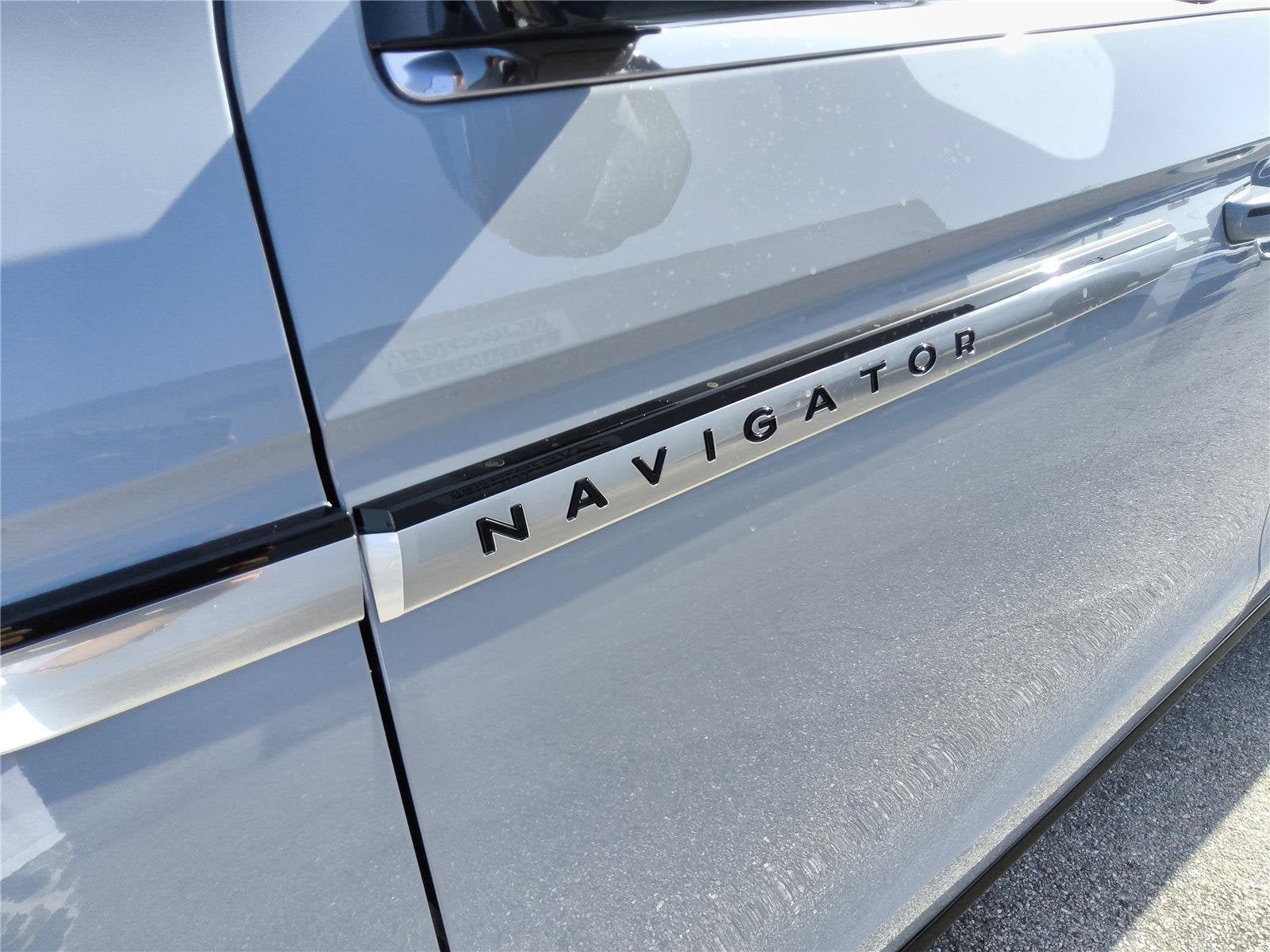 2027 Lincoln Navigator L
