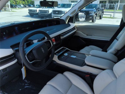 2027 Lincoln Navigator L