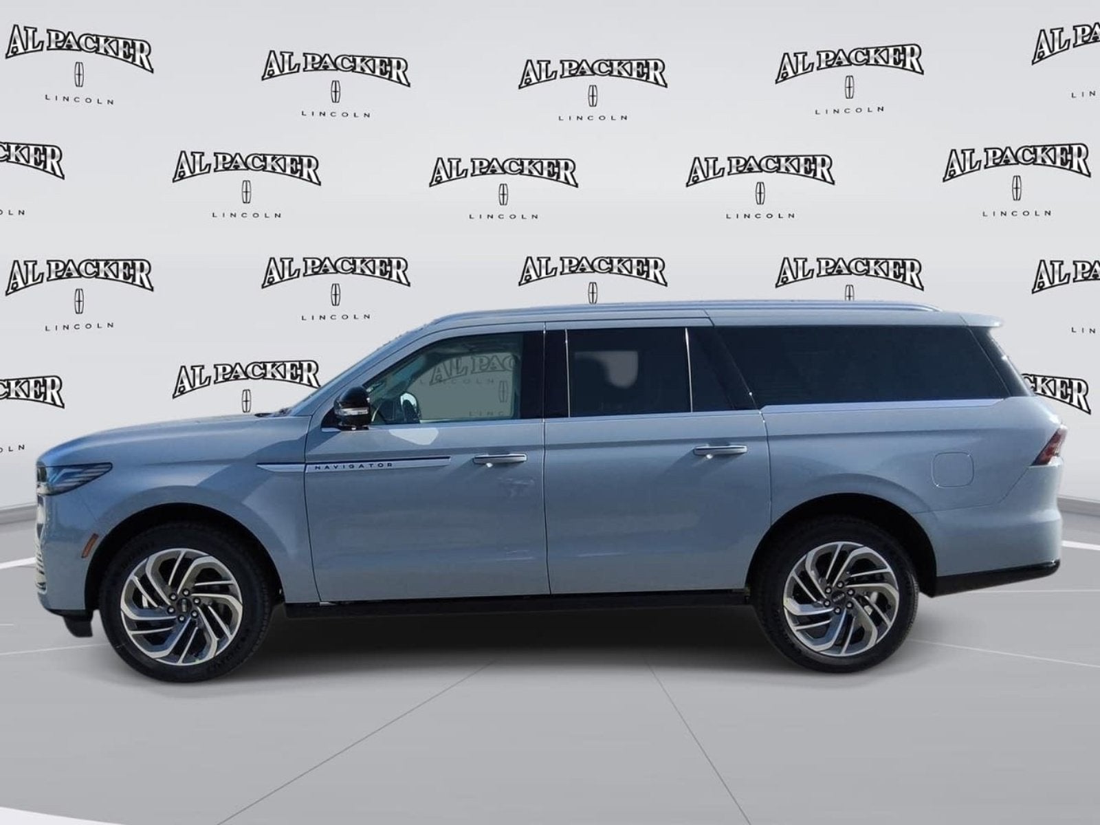 2027 Lincoln Navigator L
