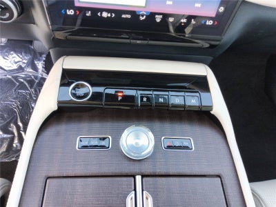 2027 Lincoln Navigator L