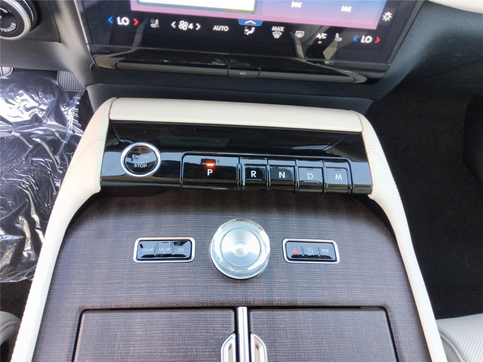 2027 Lincoln Navigator L