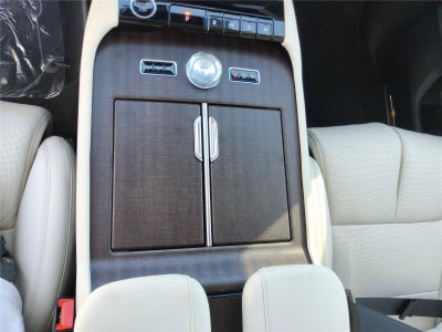 2027 Lincoln Navigator L