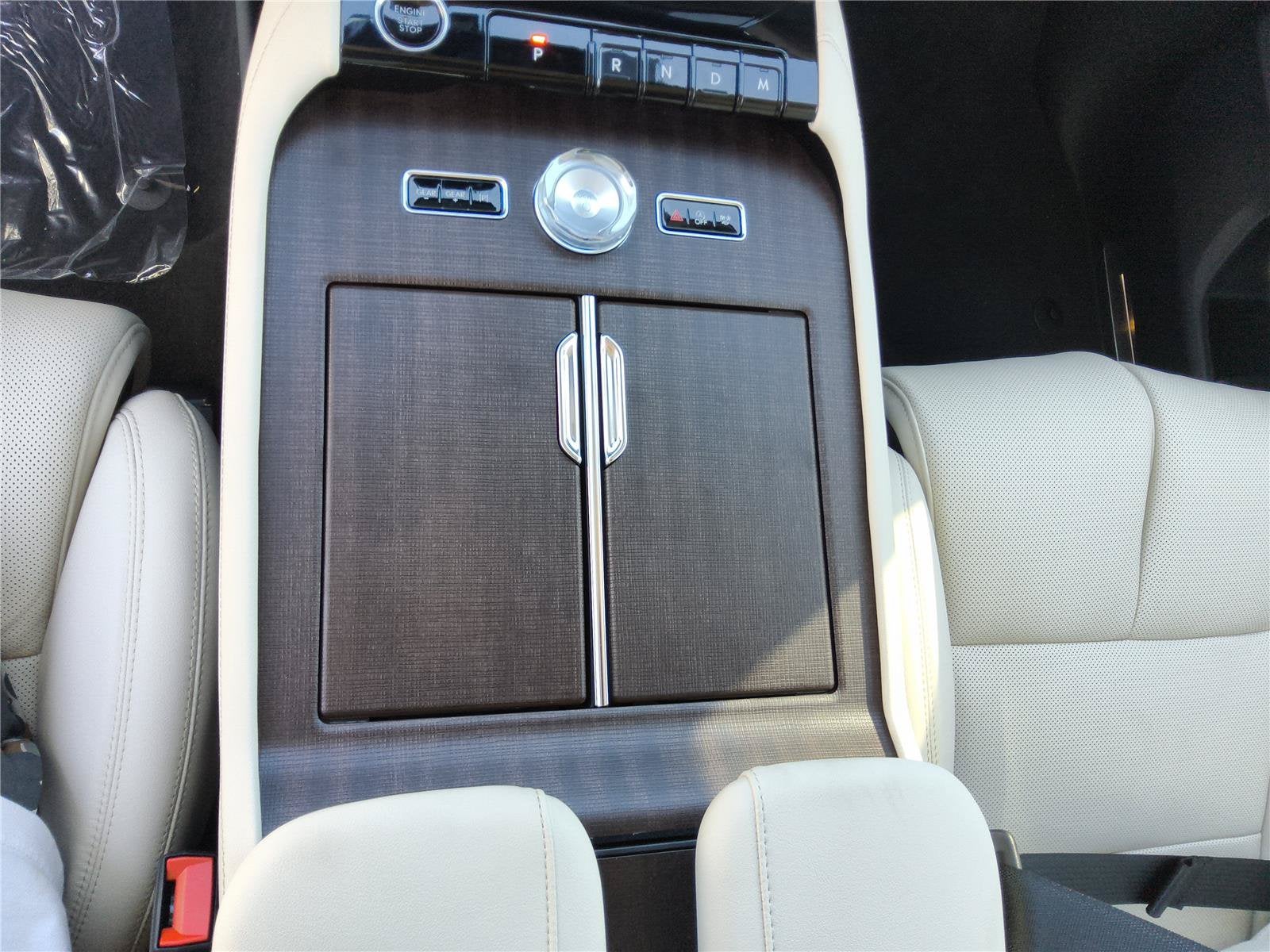 2027 Lincoln Navigator L