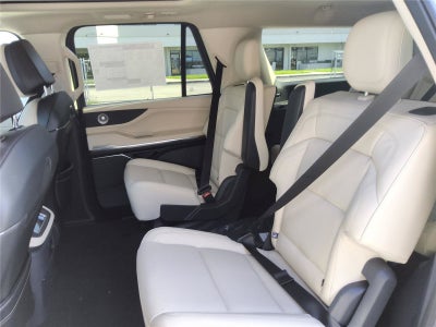 2027 Lincoln Navigator L