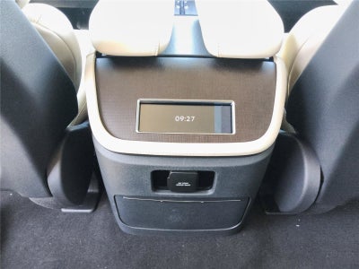 2027 Lincoln Navigator L