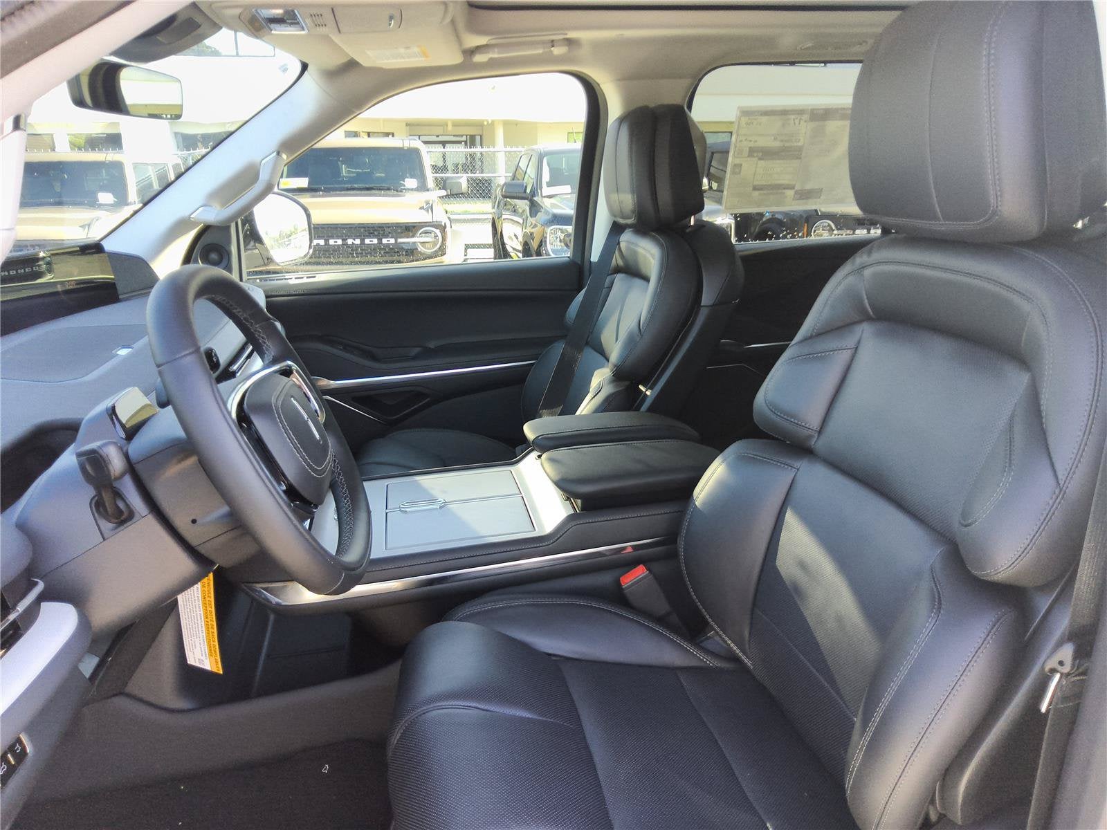 2027 Lincoln Navigator L