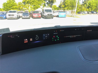 2027 Lincoln Navigator L
